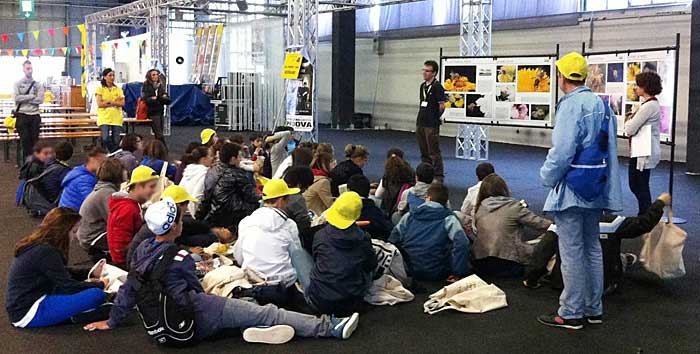 Laboratorio con i ragazzi delle scuole
